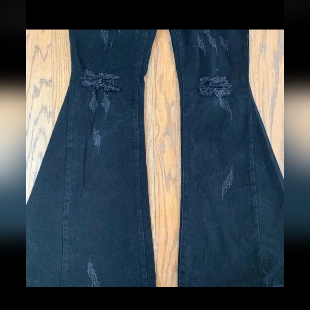 *ECRU LAB BLACK DISTRESSED SUPER FLARE LEG JEAN SZ M* - Picture 7 of 9